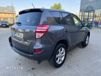 Toyota RAV4 2.2 D-4D 4x4 - 9