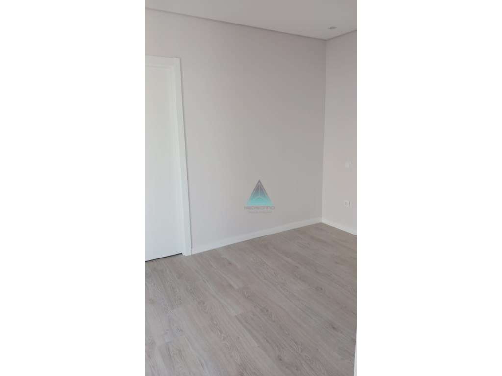 Moradia Geminada Quinta do Conde-15