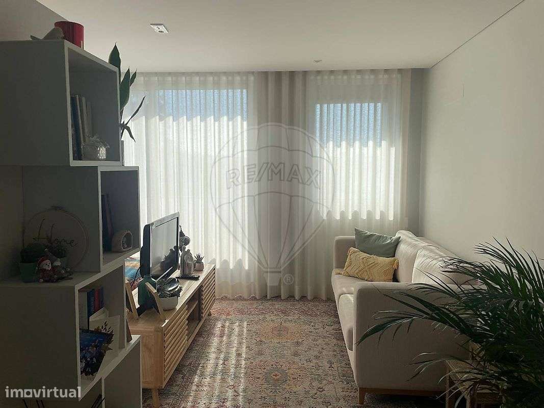 Apartamento T0 para arrendamento - Grande imagem: 4/23