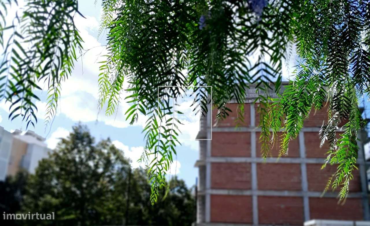 Loja com terraço na Quinta da Flamenga Vialonga a estrear-10