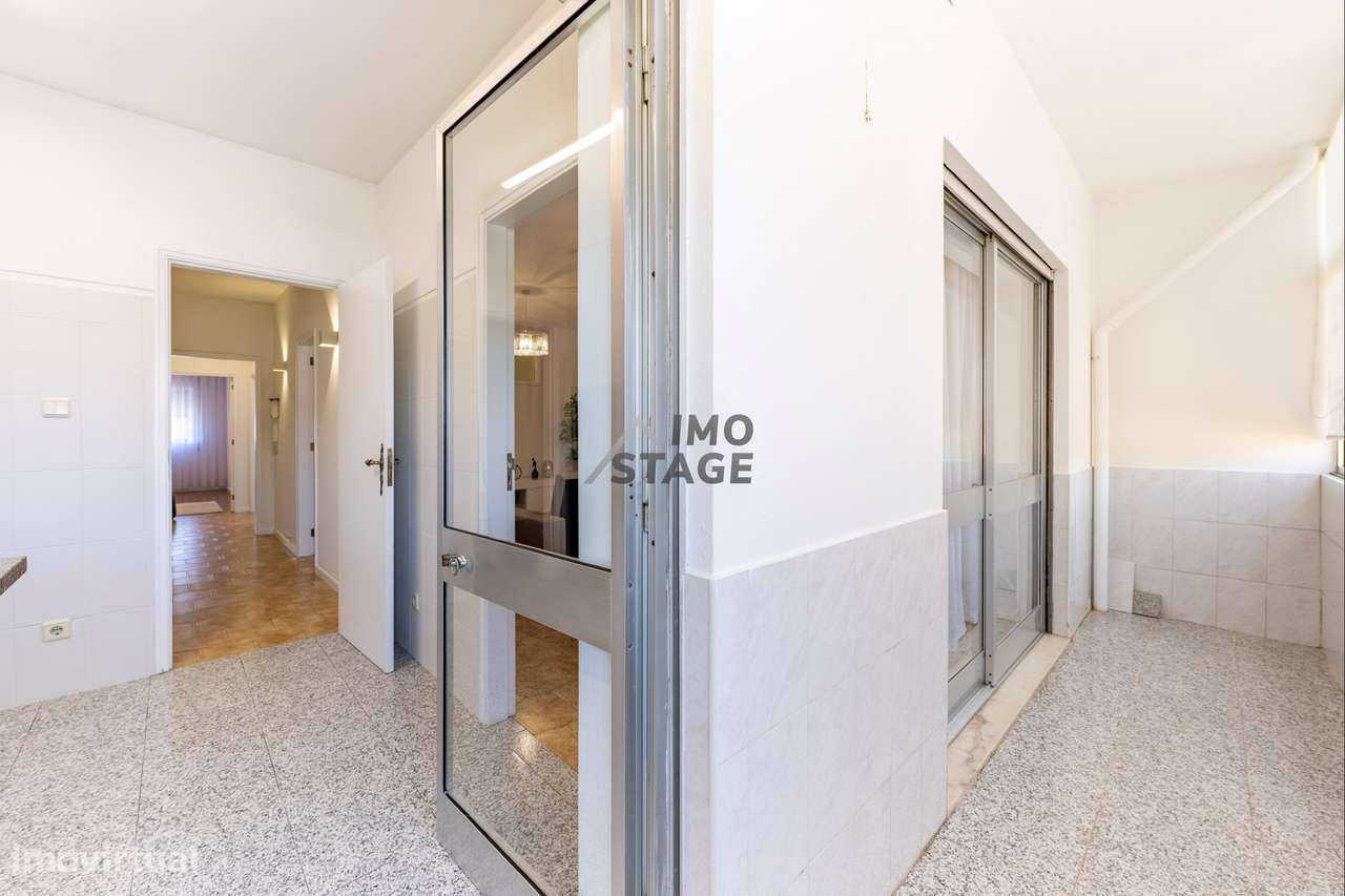 Apartamento T2+1 situado no Centro da Maia-7