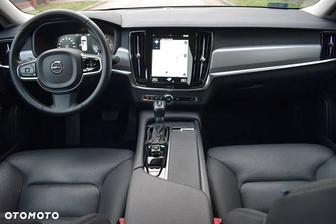 Volvo S90 D3 Momentum - 5