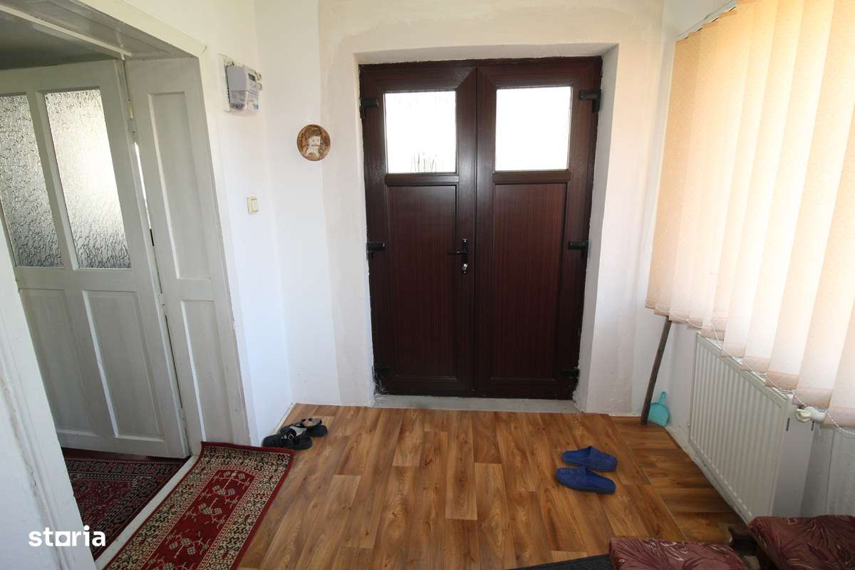 Vând casă D+P în Peștișu Mare, la 4 km de Hunedoara, garaj, anexe...-10