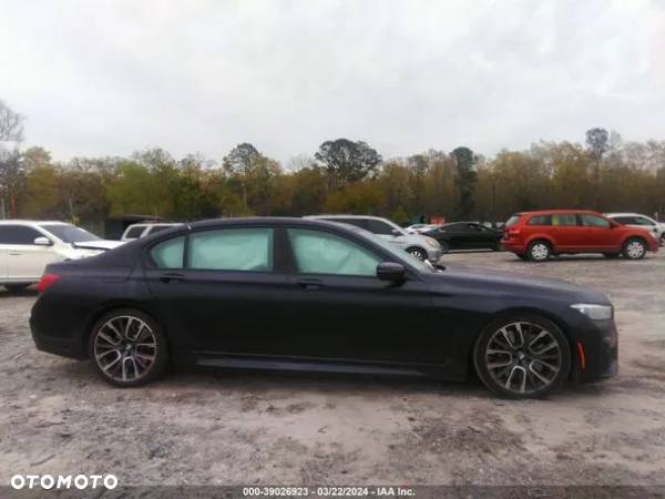 BMW Seria 7 740i - 3