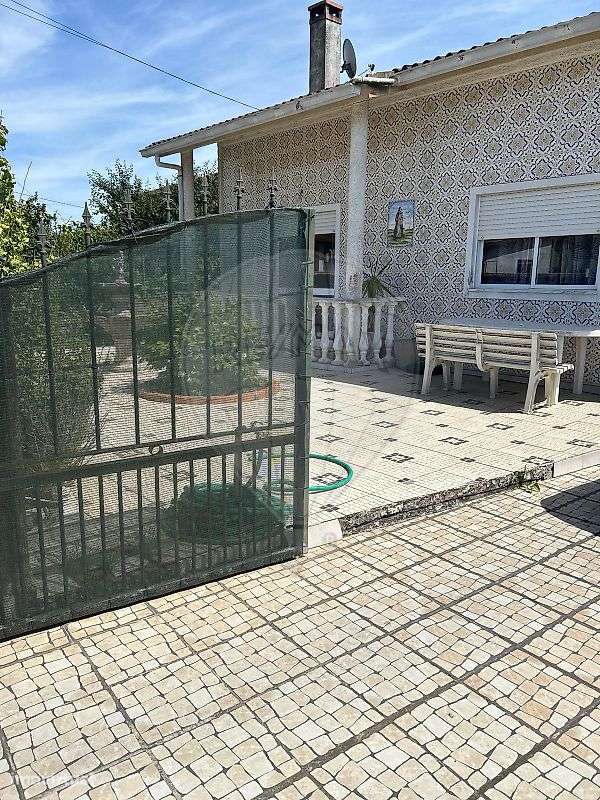 Moradia T4 para venda - Grande imagem: 2/5