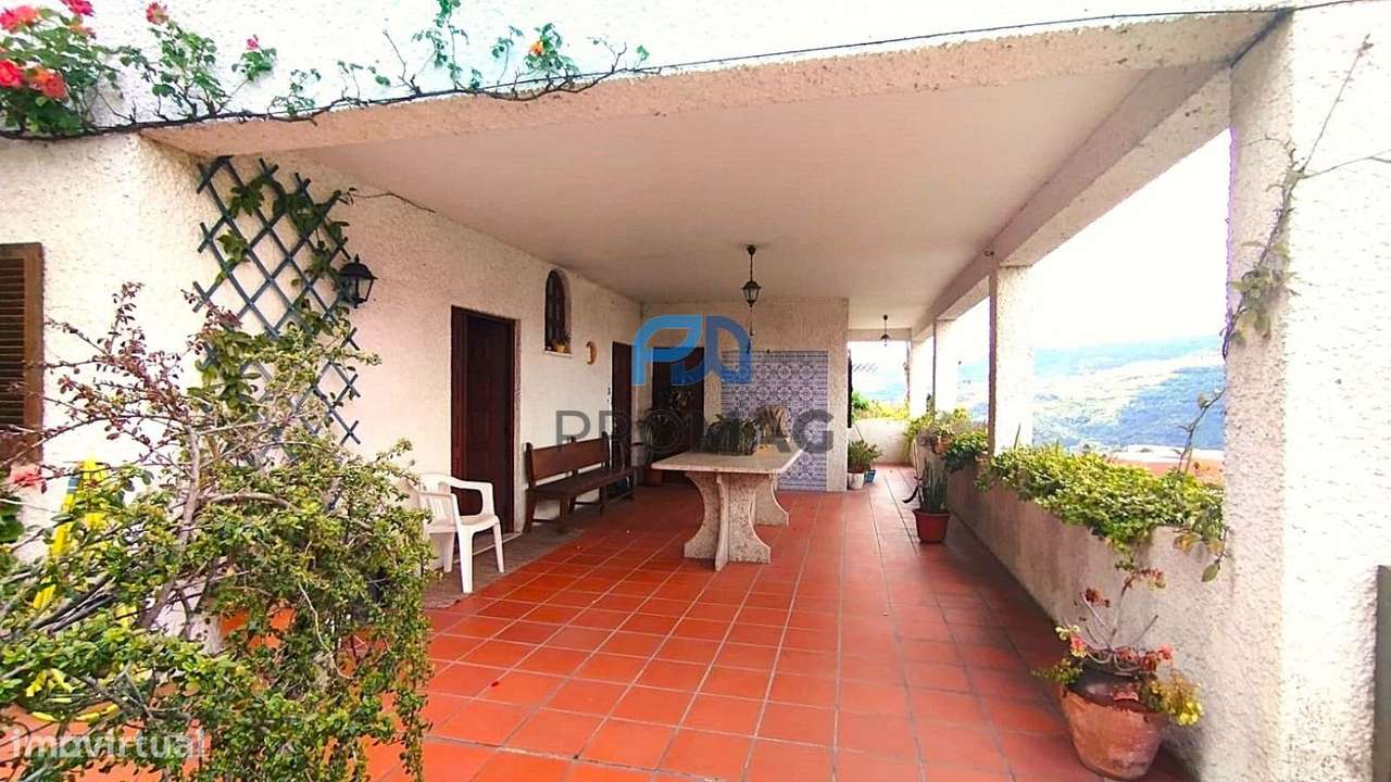 Encantadora Moradia Isolada em Resende-12