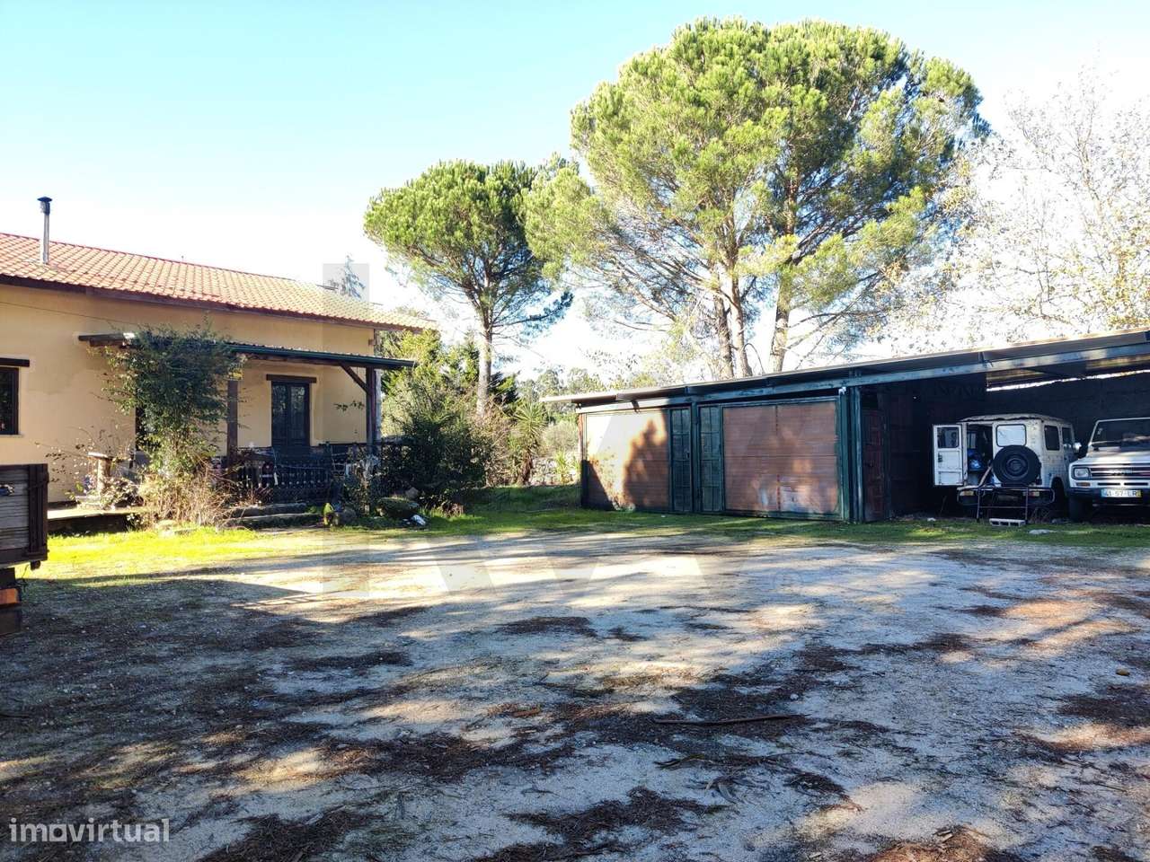 Oficina e Moradia, grande terreno e vista para a serra. Oportunidade ú - Grande imagem: 5/21