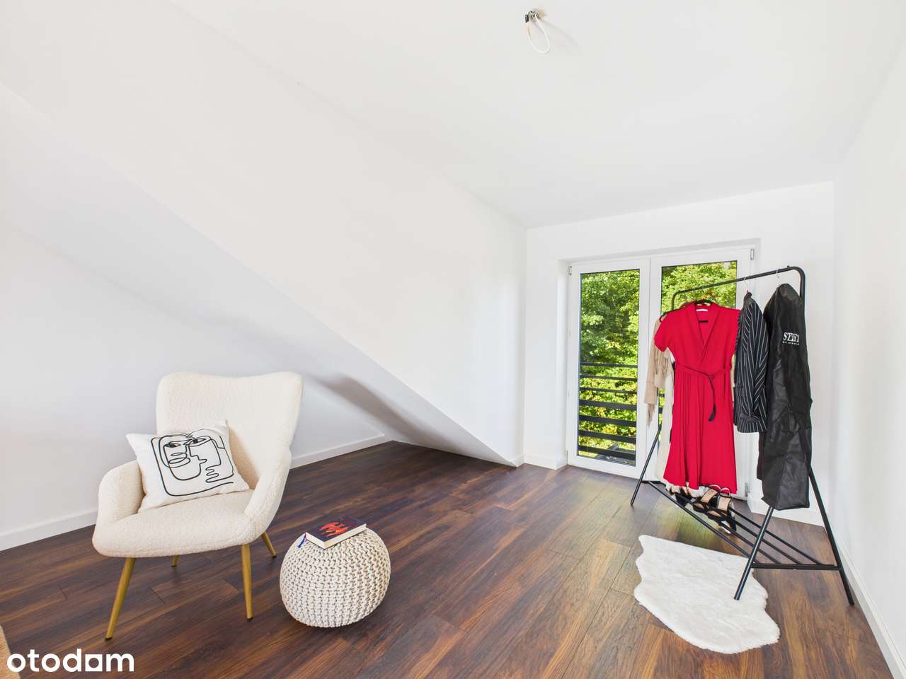 Skoczów, ul. Podkępie 20 – nowoczesna przestrzeń z klimatem - Pełny obrazek: 5/16