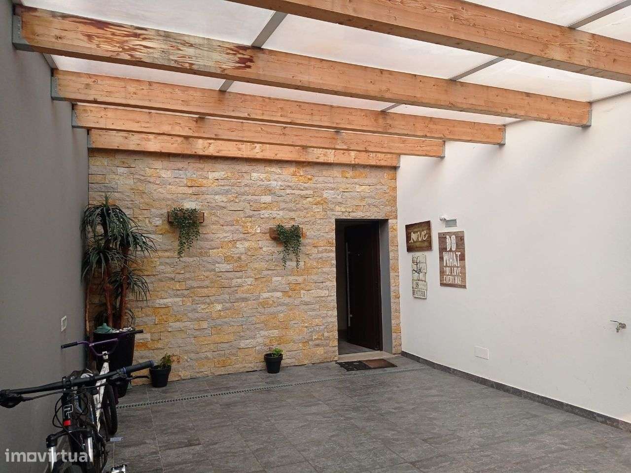 Moradia T3+1 no centro de Pataias-56