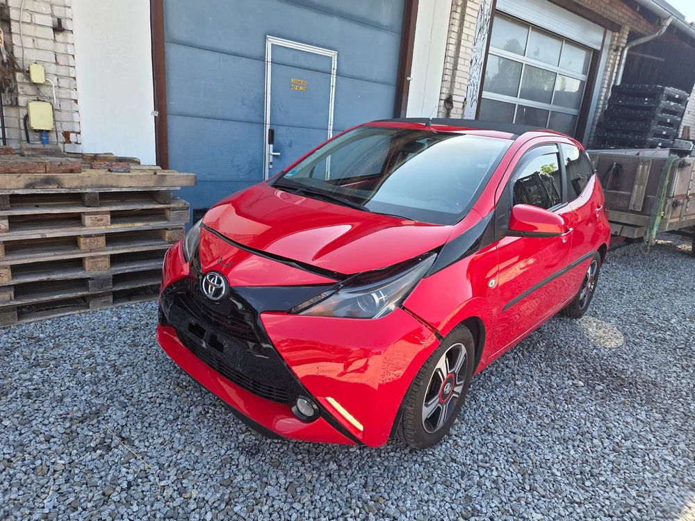 Toyota Aygo II (2014-) x-clusiv 2015