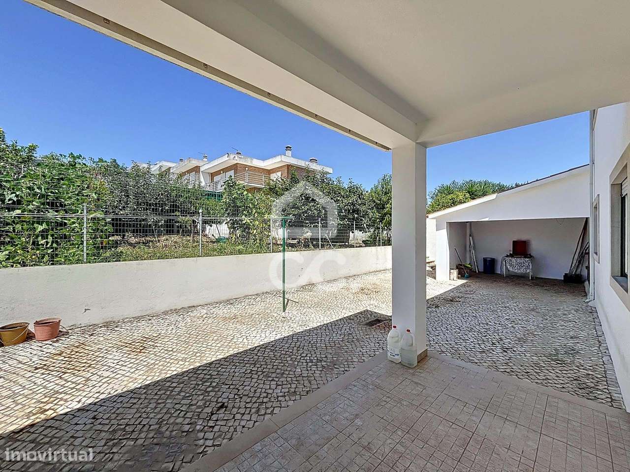 Moradia T4 com jardim, Casais da Serralheira-28