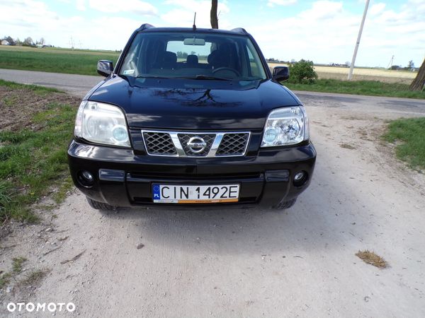 Nissan X-Trail - 1