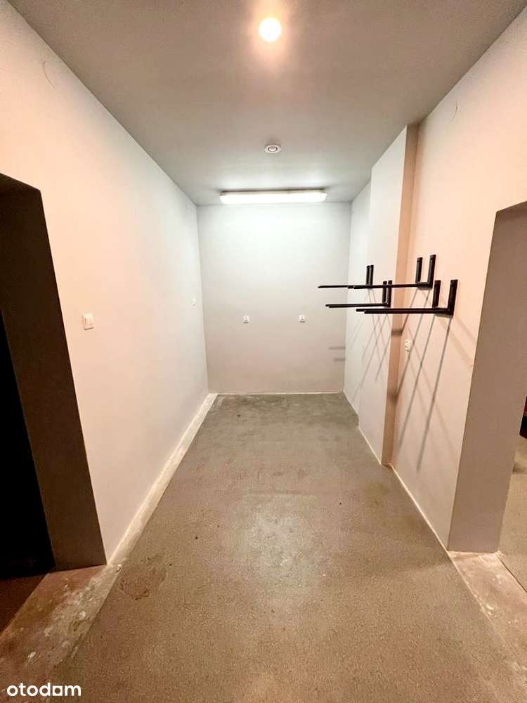 Na sprzedaż lokal w CENTRUM miasta-5