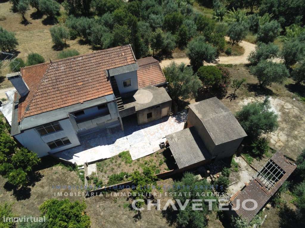 Oportunidade! Quinta com moradia, anexo e terreno próxima da Albufe...-6