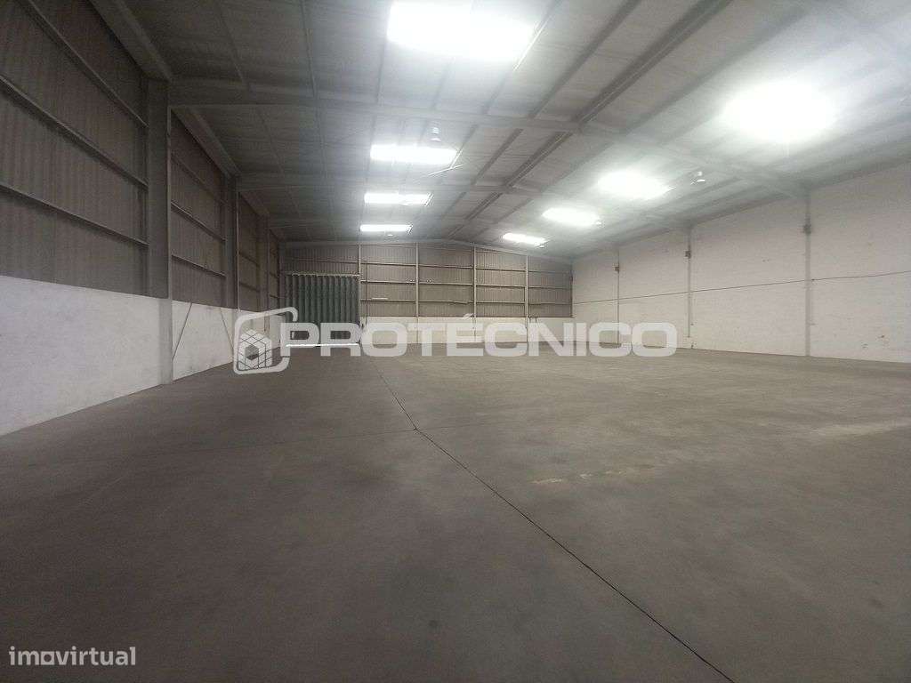 Armazém c/ 1.000m2 – Z. I. de Oiã - Grande imagem: 4/13