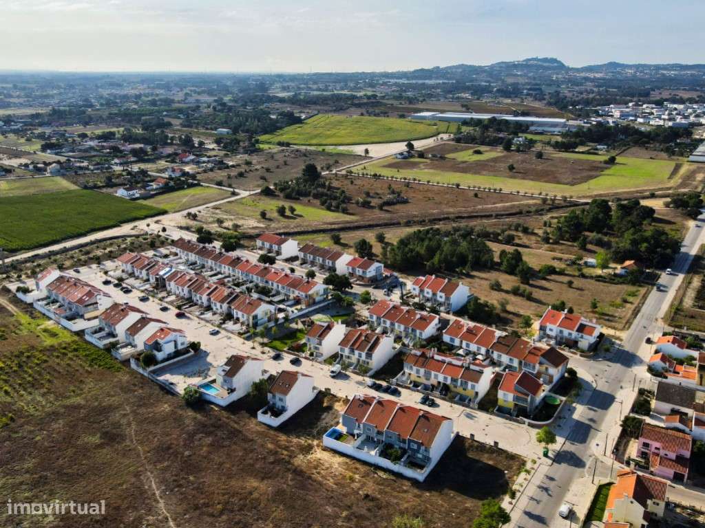 Terreno Urbano com PIP aprovado e Infraestruturas-1