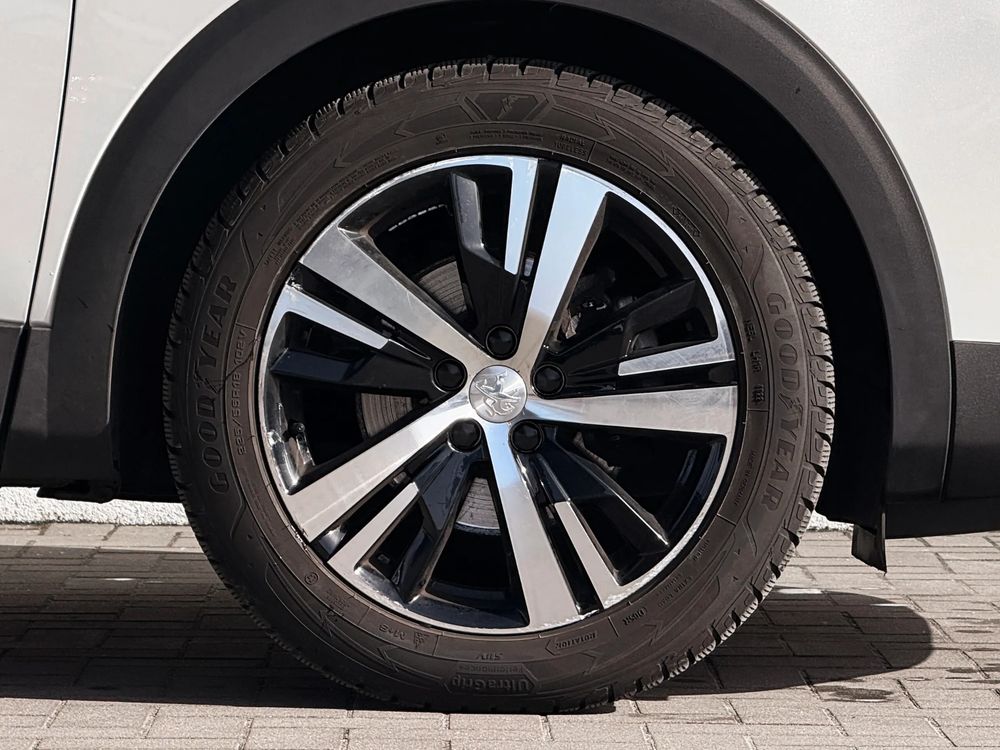 Peugeot 3008 1.2 Puretech Gt S S Eat8 130 KM — zdjęcie 2