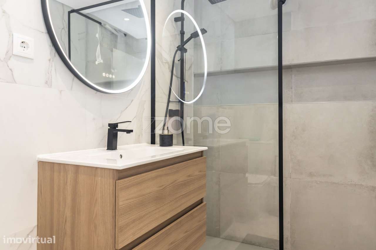 T2 Totalmente Remodelado – 69 m² | Torre da Marinha-17