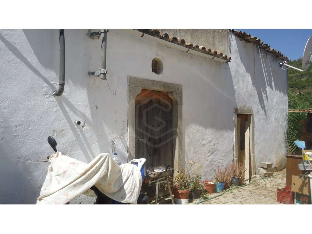Terreno com ruína, Machados, S. Brás de Alportel, Algarve - Grande imagem: 4/12