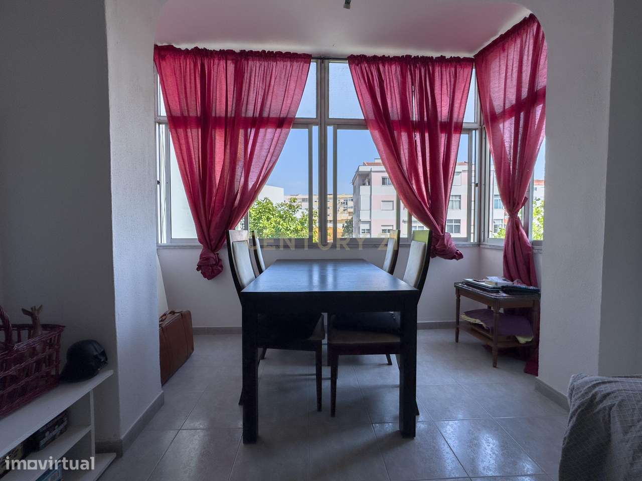 Apartamento T2 em Amora - Seixal - Grande imagem: 4/19
