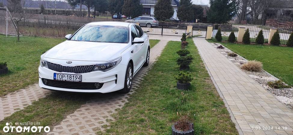 Kia Optima 1.7 CRDI M - 12