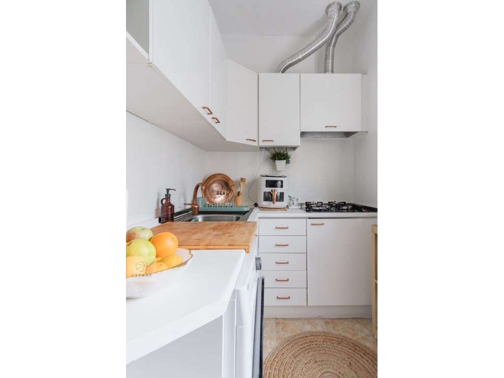 Apartamento T2 em São Domingos de Benfica-9