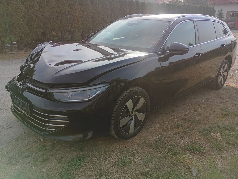 Volkswagen Passat B9 2.0 TDI SCR DSG 4Motion Elegance 2024