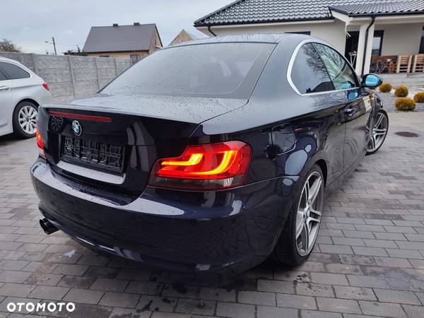 BMW Seria 1 123d DPF Edition Sport - 9