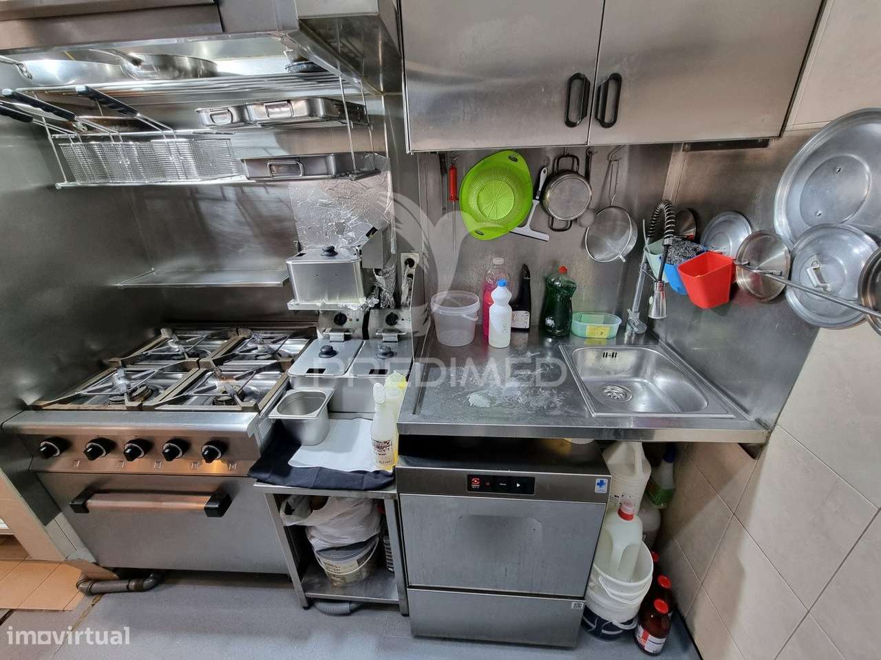 Restaurante na zona ribeirinha com 40 lugares - Grande imagem: 3/26