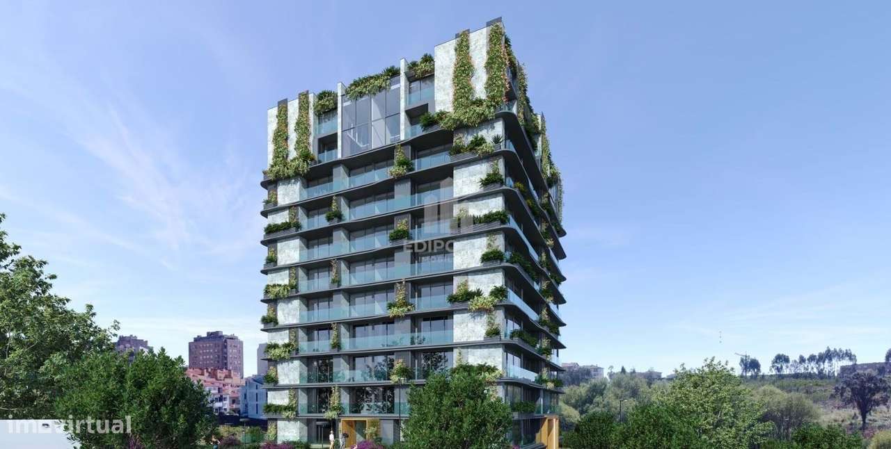 Apartamento T1, com varanda e lugar de garagem junto ao GaiaShopping-11