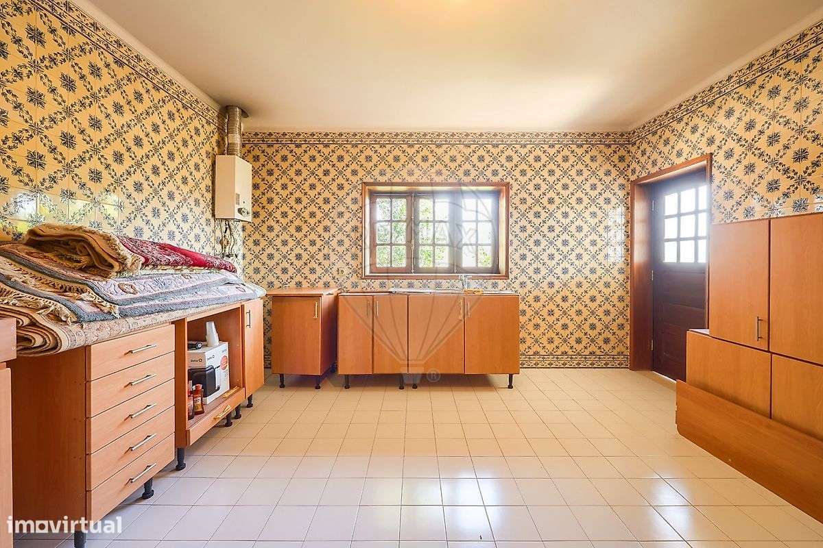 Moradia T3 | Anexo T1 | 628m2 | Lote 2140m2 | 10 min Centro Águeda-21