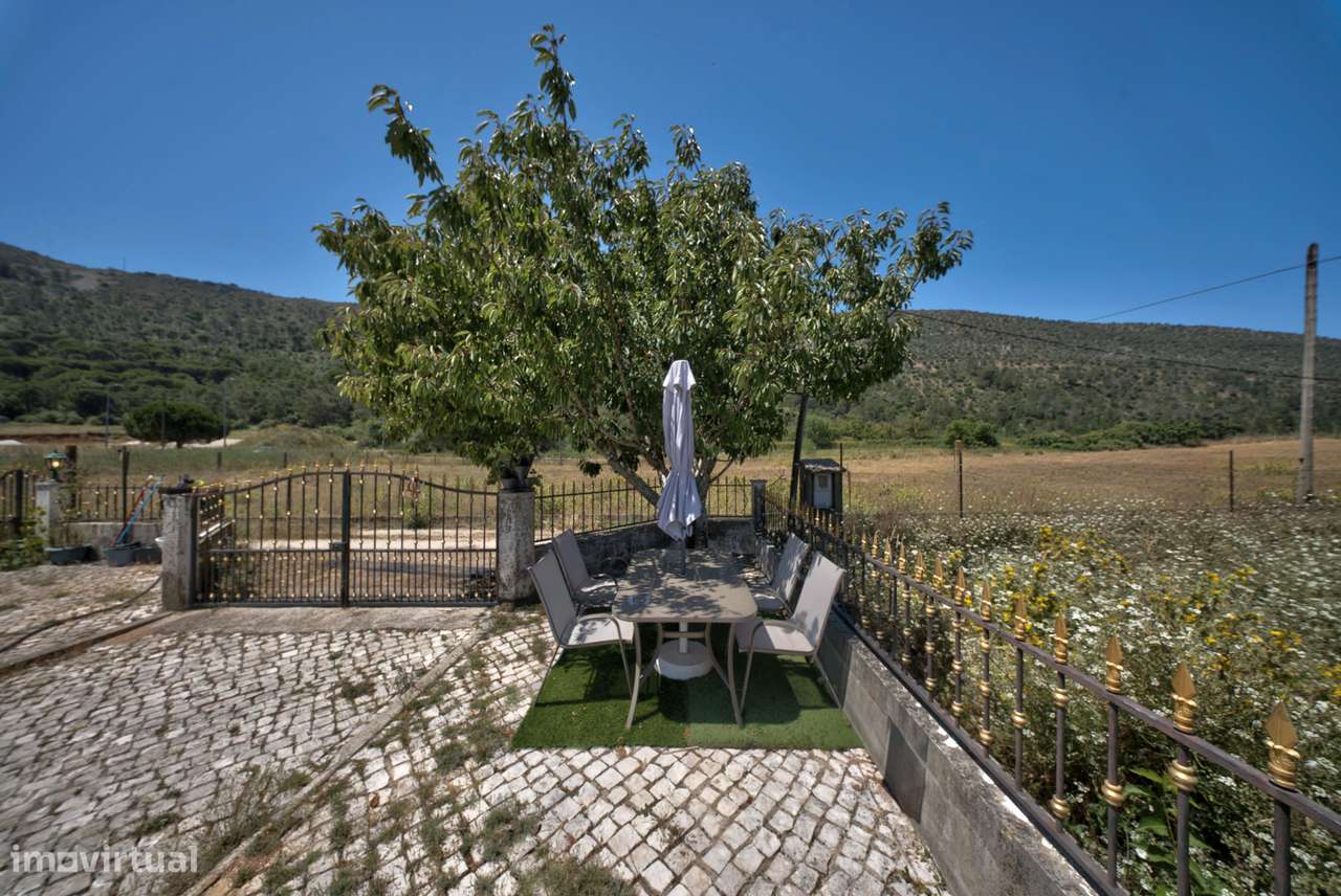 MORADIA T4 C/ GARAGEM FECHADA | MINDE - ALCANENA-27