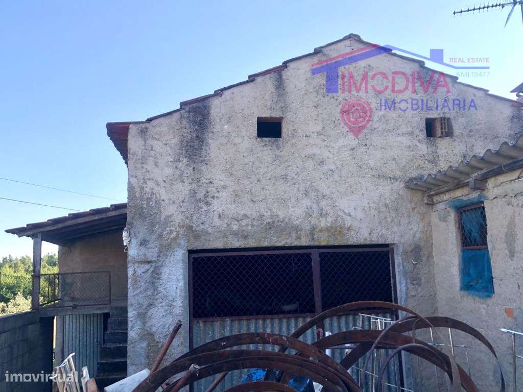 Propriedade rural com casinha afeta a armazém industrial - Grande imagem: 2/21