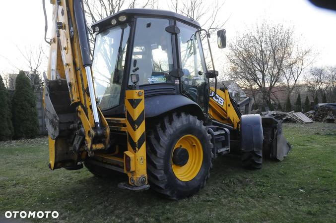 JCB 3cx Contractor - 5