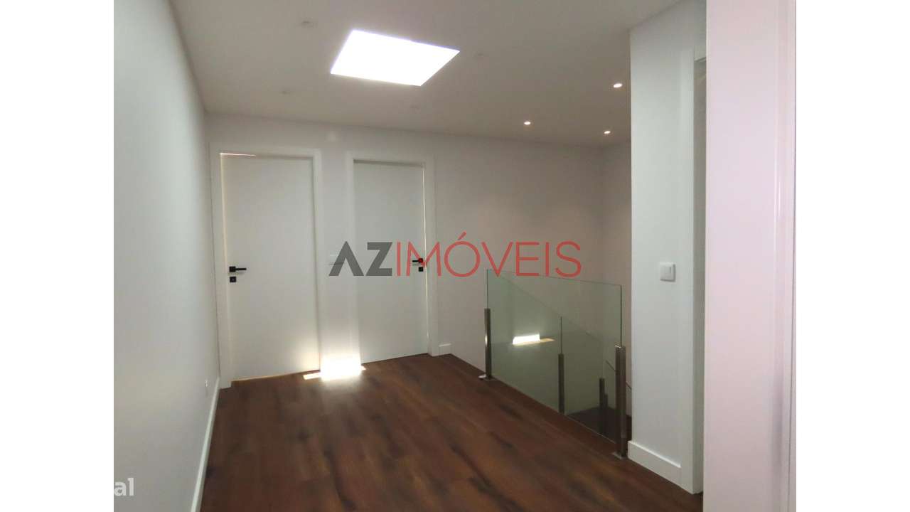 MORADIA NOVA  T3 NO CENTRO DE LEIRIA-23