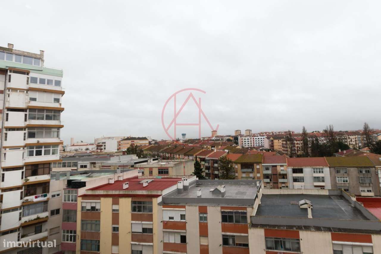 Apartamento T3 no Barreiro-21