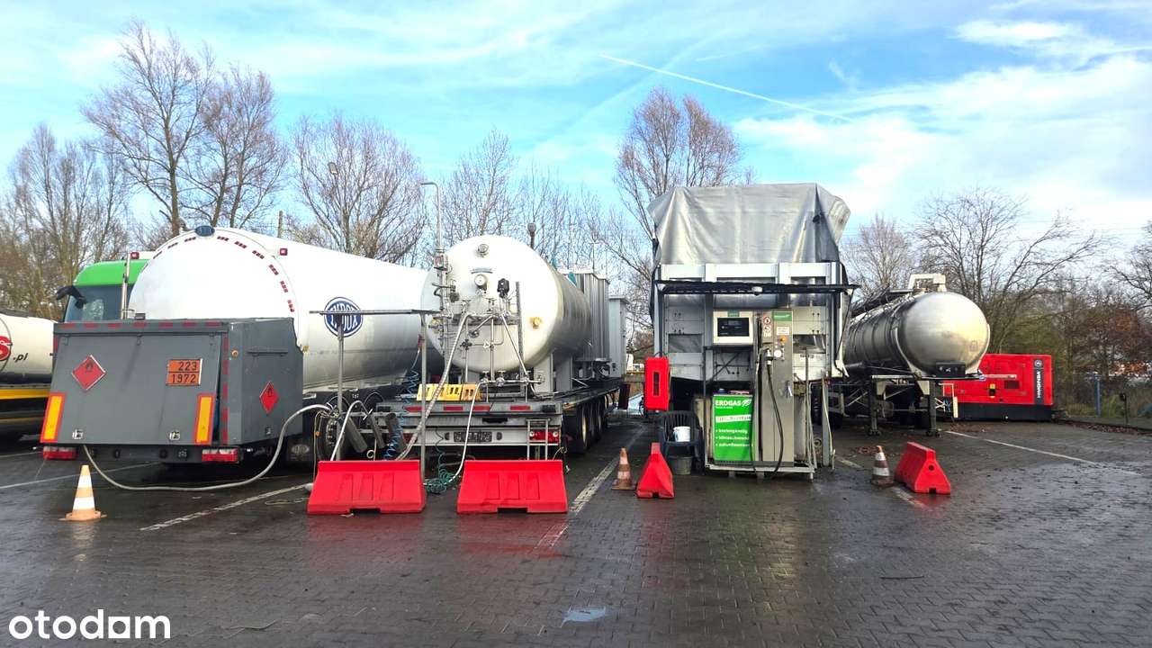 BAZA TRANSPORTOWA + STACJA PALIW - Pełny obrazek: 5/20