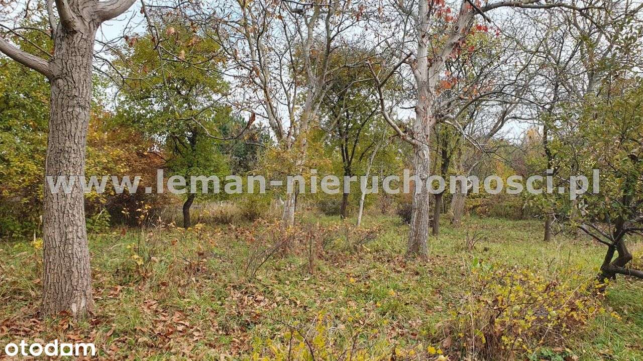 Pięknie położona działka w rozwojowej dzielnicy!-0