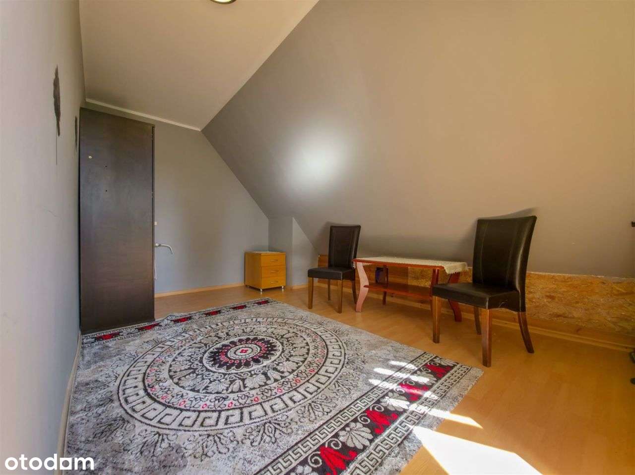 Biznes i mieszkanie w jednym –160m od Jezioraka-10