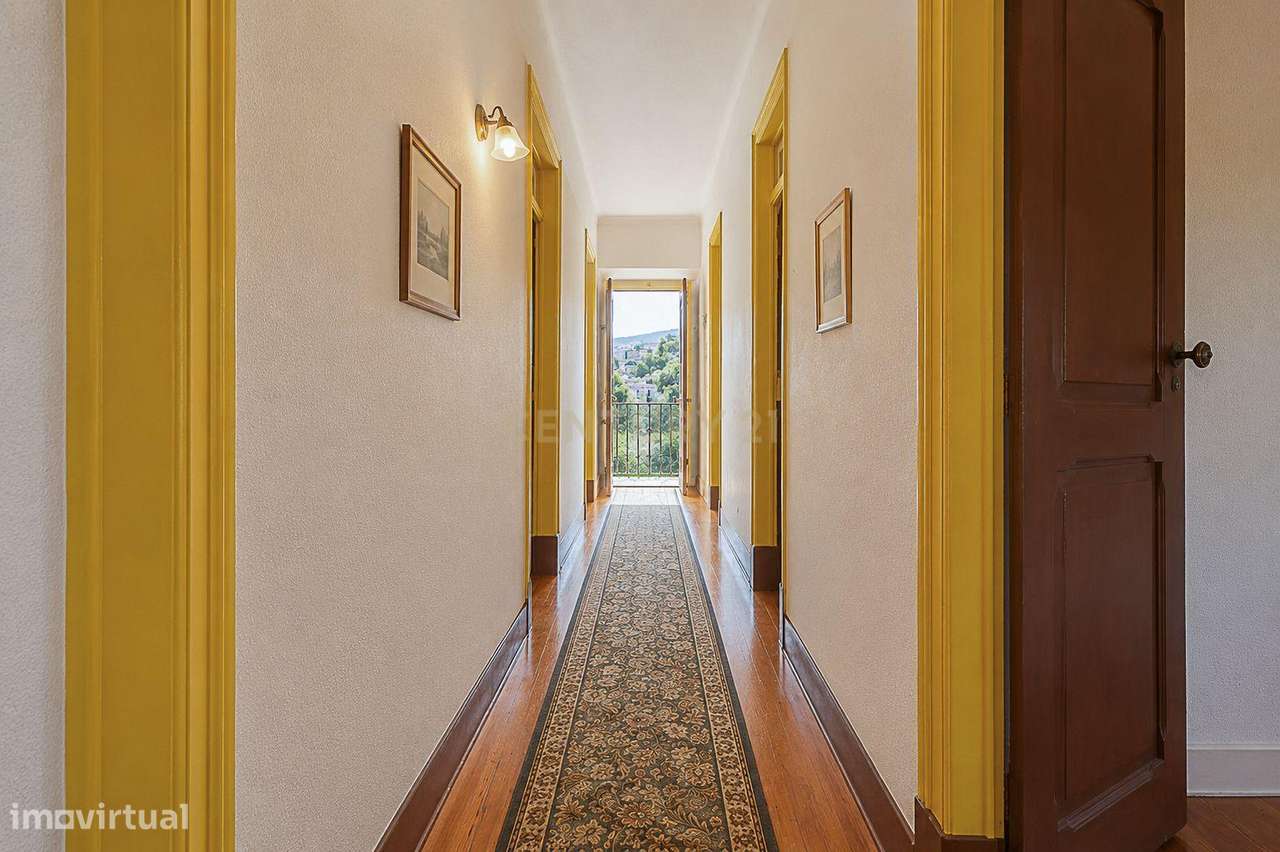 Moradia de Charme de 1926 com Jardim Centenário – Uma Oportunidade Úni-20