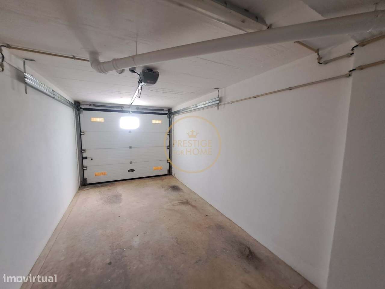 Apartamento T3 de Qualidade Superior com Garagem em Box, Arrecadação e-43