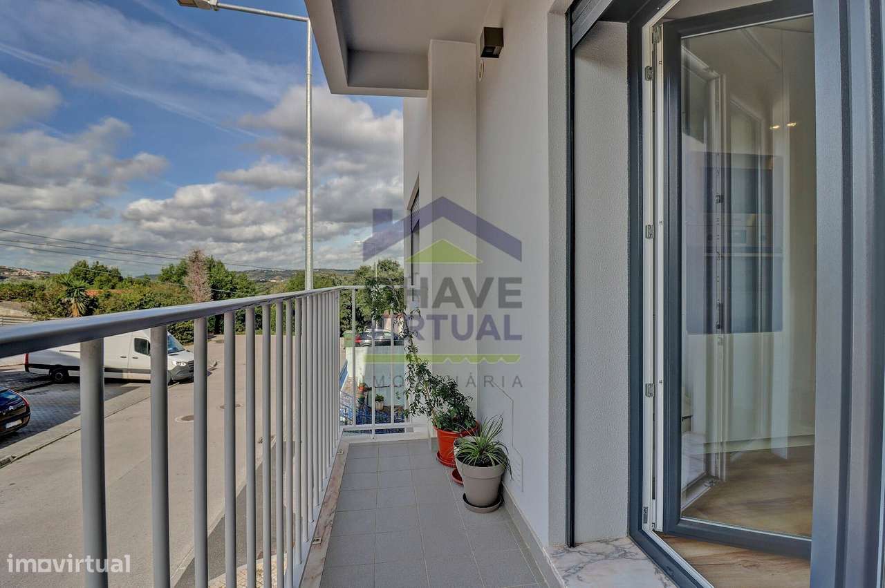Excelente Apartamento T3 com Garagem - Centro Bombarral-16