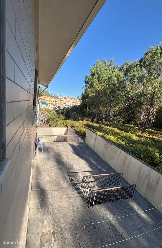 Apartamento T3 com localização privilegiada em Santa Maria da Feira-14