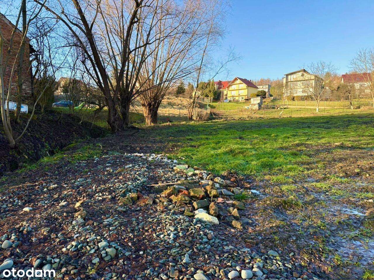 Na sprzedaż atrakcyjna działka w Mogilanach-6