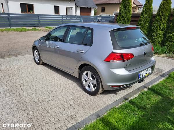 Volkswagen Golf 1.6 TDI BlueMotion Technology Comfortline - 8