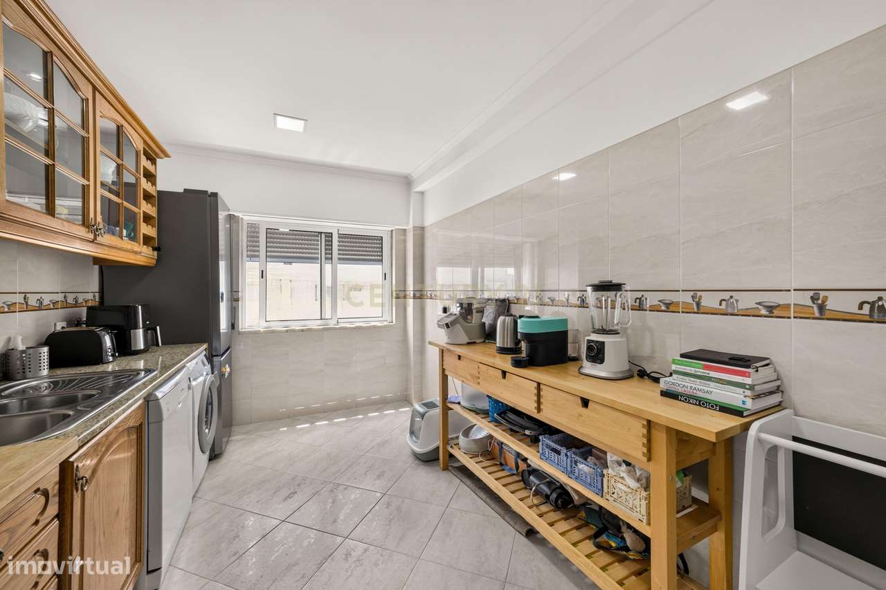 T3 Remodelado em Belas| O equilíbrio perfeito entre conforto, tranquil-9