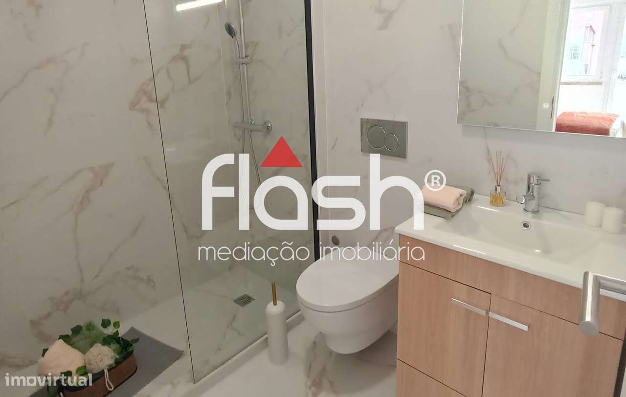 T2 Remodelado e Mobilado em Benfica-4