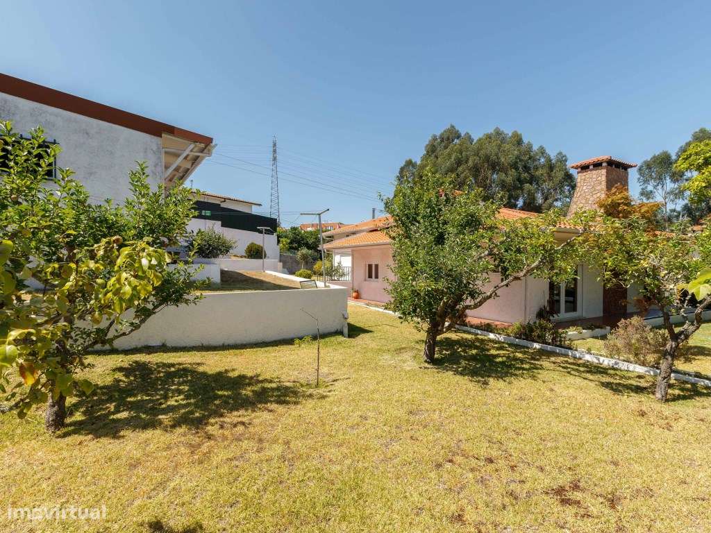 Moradia T4 em Oliveira São Mateus - Grande imagem: 5/26