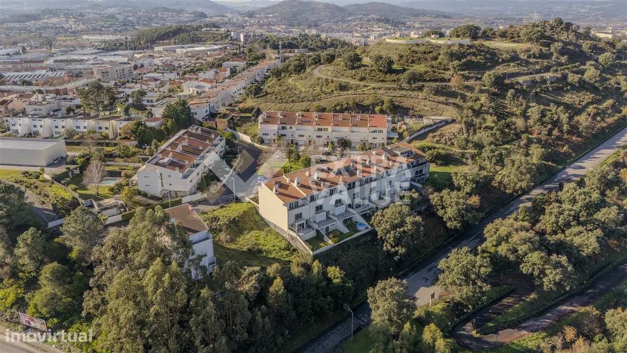 Moradia T4 Venda em Braga (São José de São Lázaro e São João do Souto)-5