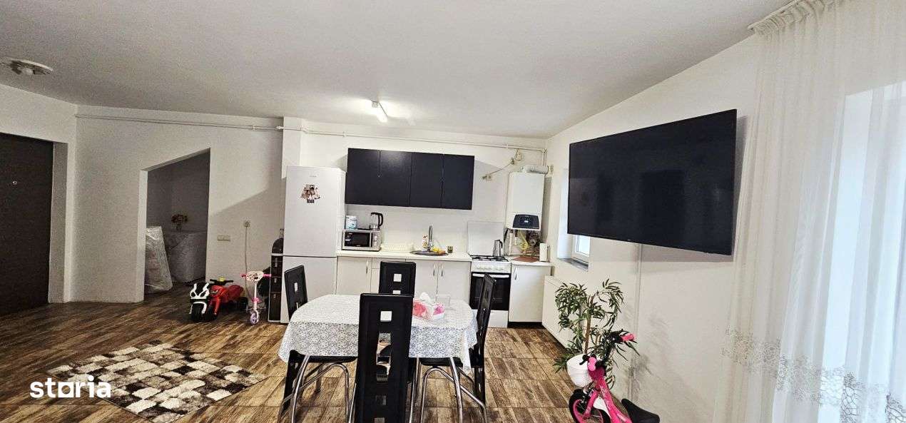 Mobilat-utilat/parcare inclusa in pret - Imagine principală: 5/18